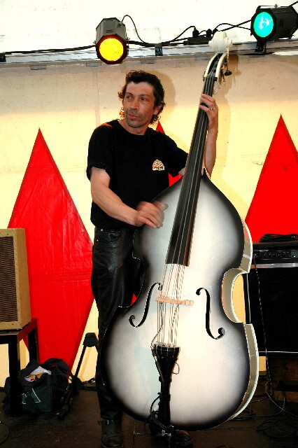 min 2007 05 06 retro rhythm 255